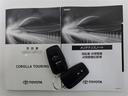 ハイブリッド　Ｓ　１年間走行無制限保証　ペダル踏み間違い　衝突回避被害軽減　車線逸脱警報機能　メモリナビ　フルセグＴＶ　バックカメラ　ＥＴＣ　クルーズコントロール　ＬＥＤヘッドライト　ＤＶＤ再生　スマートキー（22枚目）
