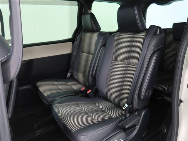 ノア ハイブリッドSi ダブルバイビーIII 1年間走行無制限保証 ペダル踏み間違い 衝突回避被害軽減 車線逸脱警報機能 メモリナビ フルセグTV バックカメラ 後席用モニター ETC クルーズコントロール 電動スライドドア LEDヘッドライト(11枚目)