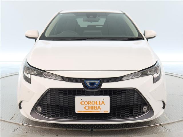 カローラツーリング ハイブリッド S 1年間走行無制限保証 ペダル踏み間違い 衝突回避被害軽減 車線逸脱警報機能 メモリナビ フルセグTV バックカメラ ドライブレコーダー ETC クルーズコントロール LEDヘッドライト スマートキー(2枚目)