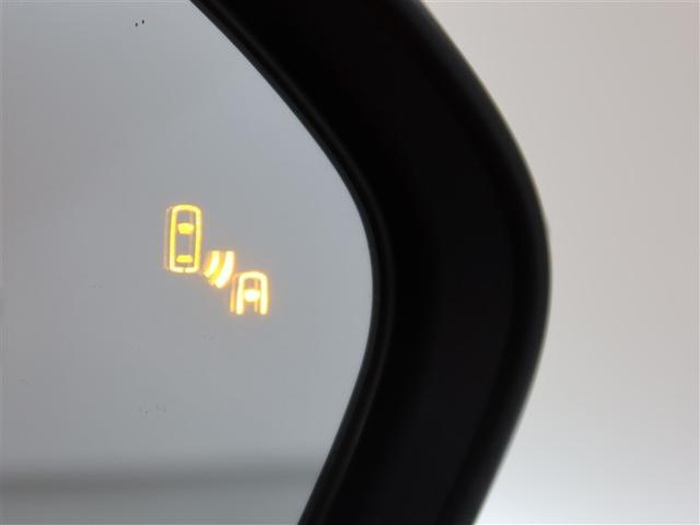 カローラツーリング ハイブリッド　ダブルバイビー　１年間走行無制限保証　ペダル踏み間違い　衝突回避被害軽減　車線逸脱警報機能　メモリナビ　フルセグＴＶ　Ｂカメラ　ドラレコ　ＥＴＣ　電源コンセント　クルコン　ＬＥＤ　オートエアコン　ブラインドモニタ（19枚目）