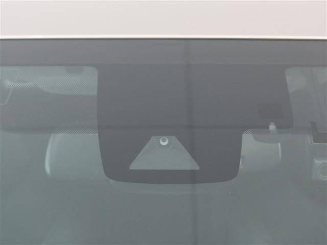 プリウス Ａプレミアム　１年間走行無制限保証　ペダル踏み間違い　衝突回避被害軽減　車線逸脱警報機能　メモリナビ　フルセグＴＶ　バックカメラ　ドライブレコーダー　ＥＴＣ　電源コンセント　クルーズコントロール　ＬＥＤ（13枚目）