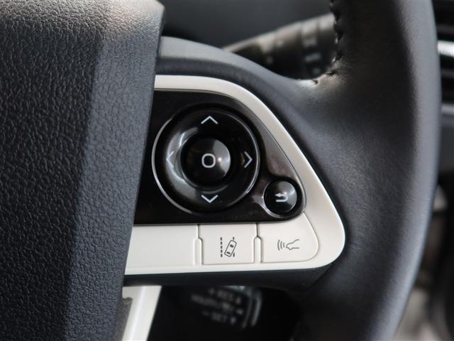 プリウス Ａプレミアム　１年間走行無制限保証　ペダル踏み間違い　衝突回避被害軽減　車線逸脱警報機能　メモリナビ　フルセグＴＶ　バックカメラ　ドライブレコーダー　ＥＴＣ　電源コンセント　クルーズコントロール　ＬＥＤ（16枚目）