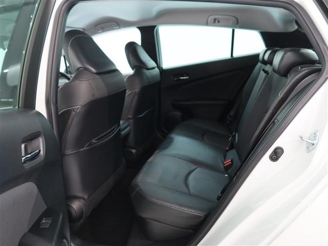 おひとり、恋人、ご友人、ご家族など、少人数でも大人数でもお出かけが楽しめます。この車で楽しいドライビングライフを送りましょう♪