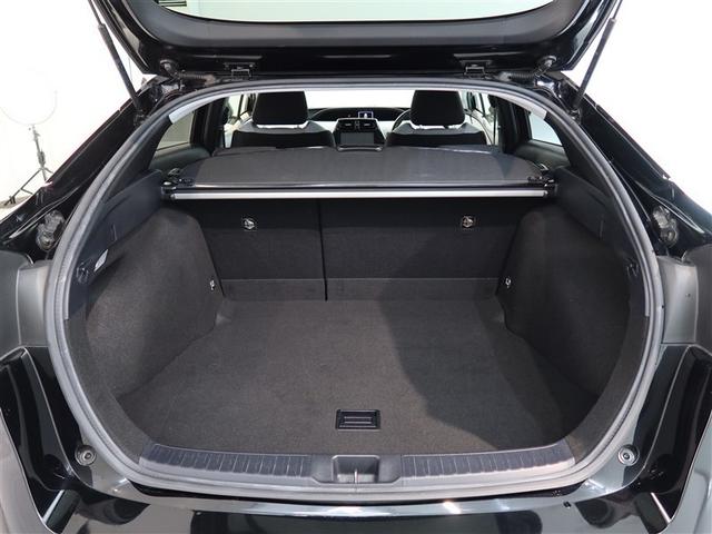 プリウス Ｓ　１年間走行距離無制限保証　ＬＥＤヘッドランプ　フルセグナビゲーション　ＣＤ再生　ＤＶＤ再生　バックカメラ　ＥＴＣ　ドライブレコーダー　運転席助手席サイドエアバッグ　スマートキー　ワンオーナー（12枚目）