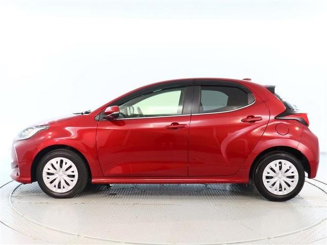 ヤリス ハイブリッドＺ　１年間走行無制限保証　ペダル踏み間違い　衝突回避被害軽減　車線逸脱警報機能　パノラミックビューカメラ　ドライブレコーダー　ＥＴＣ　クルーズコントロール　ＬＥＤヘッドライト（3枚目）