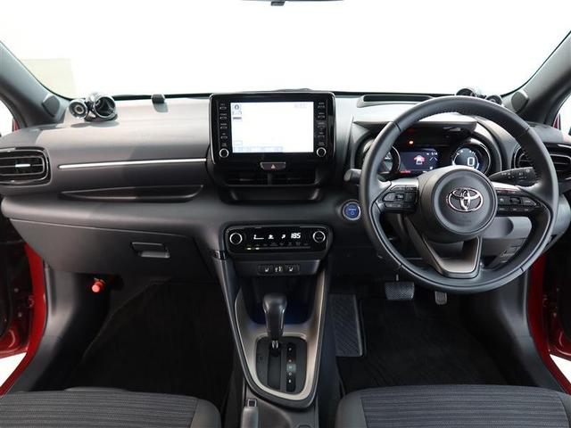 ヤリス ハイブリッドＺ　１年間走行無制限保証　ペダル踏み間違い　衝突回避被害軽減　車線逸脱警報機能　パノラミックビューカメラ　ドライブレコーダー　ＥＴＣ　クルーズコントロール　ＬＥＤヘッドライト（7枚目）