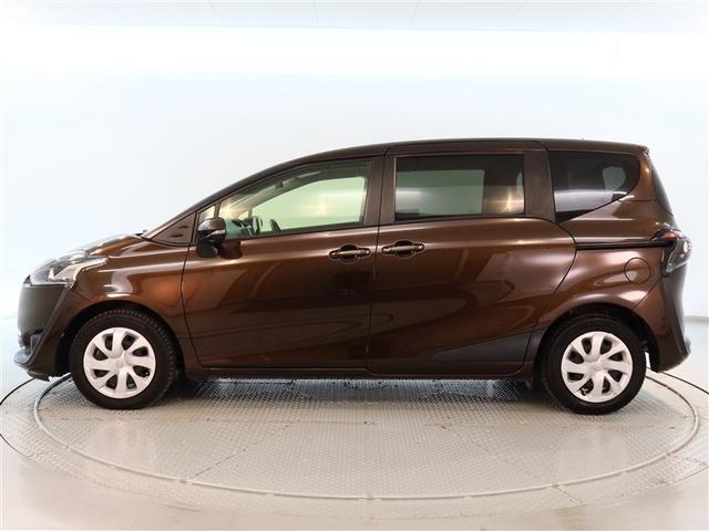 シエンタ Ｇ　クエロ　１年間走行無制限保証　衝突回避被害軽減　車線逸脱警報機能　メモリナビ　フルセグＴＶ　バックカメラ　ドラレコ　ＥＴＣ　電動スライドドア　ＬＥＤ　ＤＶＤ再生　オートエアコン　アイドリングストップ（3枚目）