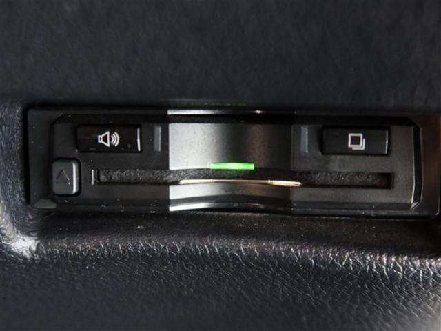 シエンタ Ｇ　クエロ　１年間走行無制限保証　衝突回避被害軽減　車線逸脱警報機能　メモリナビ　フルセグＴＶ　バックカメラ　ドラレコ　ＥＴＣ　電動スライドドア　ＬＥＤ　ＤＶＤ再生　オートエアコン　アイドリングストップ（18枚目）