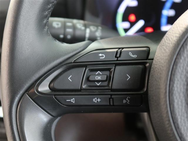 ヤリスクロス ハイブリッドZ 1年間走行無制限保証 ペダル踏み間違い 衝突回避被害軽減 車線逸脱警報機能 メモリナビ バックカメラ パノラミックモニタ ETC クルーズコントロール LEDヘッドライト スマートキー オートエアコン(15枚目)