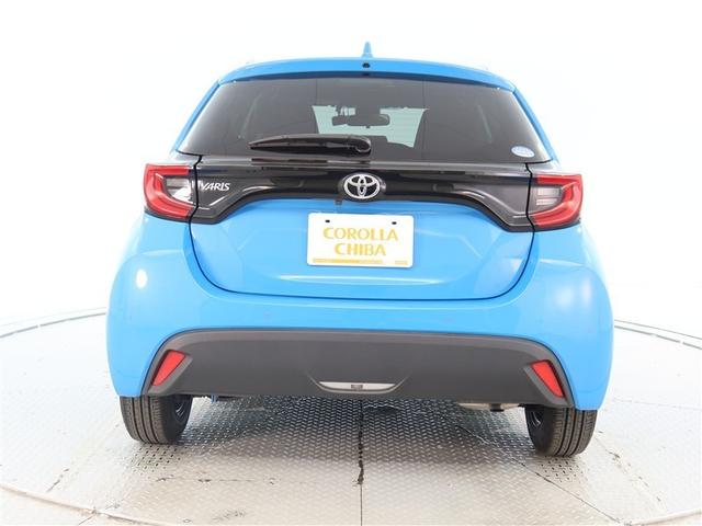 ヤリス G 1年間走行無制限保証 ペダル踏み間違い 衝突回避被害軽減 車線逸脱警報機能 メモリナビ バックカメラ パノラミックモニタ ETC クルーズコントロール LEDヘッドライト スマートキー オートエアコン(4枚目)