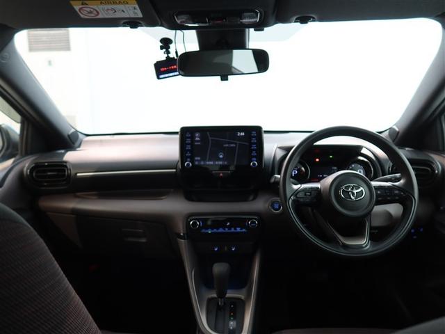 ヤリス G 1年間走行無制限保証 ペダル踏み間違い 衝突回避被害軽減 車線逸脱警報機能 メモリナビ バックカメラ パノラミックモニタ ETC クルーズコントロール LEDヘッドライト スマートキー オートエアコン(7枚目)