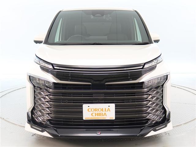 ヴォクシー S-Z 1年間走行無制限保証 ペダル踏み間違い 衝突回避被害軽減 車線逸脱警報機能 メモリナビ フルセグTV バックカメラ パノラミックモニタ 後席用モニター ドライブレコーダー ETC クルーズコントロール(2枚目)