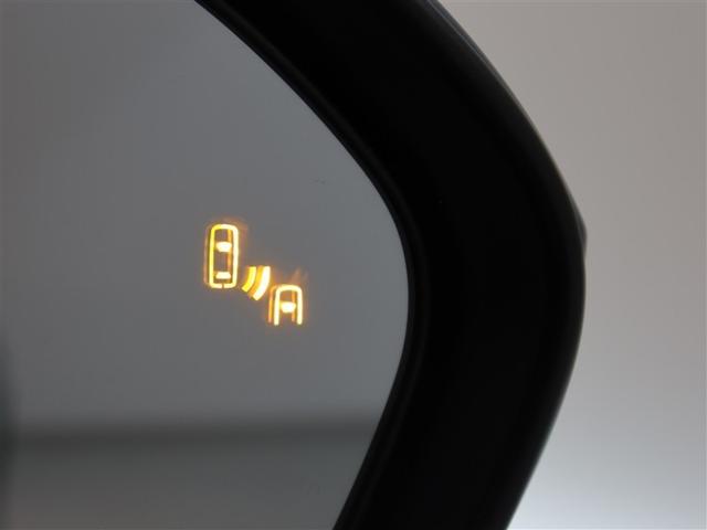 カローラツーリング ハイブリッド　Ｓ　１年間走行無制限保証　ペダル踏み間違い　衝突回避被害軽減　車線逸脱警報機能　メモリナビ　フルセグＴＶ　バックカメラ　ドライブレコーダー　ＥＴＣ　クルーズコントロール　ＬＥＤヘッドライト　ＤＶＤ再生（19枚目）