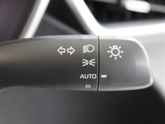 カローラツーリング ハイブリッド　Ｓ　１年間走行無制限保証　ペダル踏み間違い　衝突回避被害軽減　車線逸脱警報機能　メモリナビ　フルセグＴＶ　バックカメラ　ドライブレコーダー　ＥＴＣ　クルーズコントロール　ＬＥＤヘッドライト　ＤＶＤ再生（20枚目）