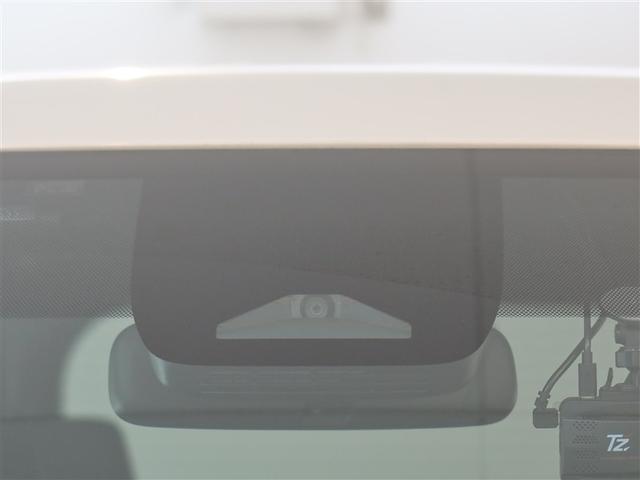 ノア Ｓ－Ｚ　１年間走行無制限保証　ペダル踏み間違い　衝突回避被害軽減　車線逸脱警報機能　メモリナビ　フルセグＴＶ　バックカメラ　後席用モニター　ドライブレコーダー　ＥＴＣ　クルーズコントロール　電動スライドドア（14枚目）