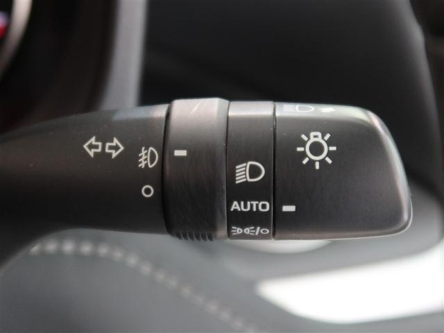 ノア Ｓ－Ｚ　１年間走行無制限保証　ペダル踏み間違い　衝突回避被害軽減　車線逸脱警報機能　メモリナビ　フルセグＴＶ　バックカメラ　後席用モニター　ドライブレコーダー　ＥＴＣ　クルーズコントロール　電動スライドドア（20枚目）