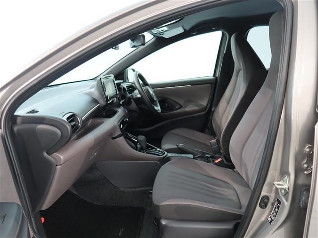 ヤリス ハイブリッドG 1年間走行無制限保証 ペダル踏み間違い 衝突回避被害軽減 車線逸脱警報機能 メモリナビ バックカメラ ETC クルーズコントロール スマートキー オートエアコン(10枚目)