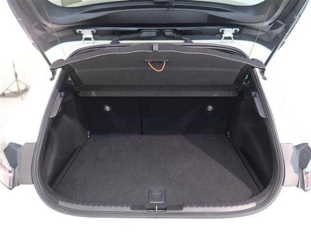 カローラスポーツ ハイブリッドＧ　Ｘ　１年間走行無制限保証　ペダル踏み間違い　衝突回避被害軽減　車線逸脱警報機能　メモリナビ　バックカメラ　ＥＴＣ　クルーズコントロール　ＬＥＤヘッドライト　スマートキー　オートエアコン　ブラインドモニタ（13枚目）