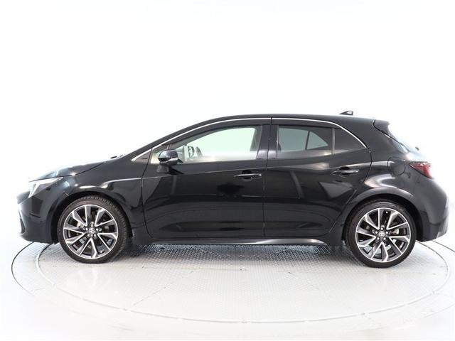 納車１カ月後には無料１カ月点検をご用意しています。車検や１２カ月点検、オイル交換などのアフターメンテナンスも県内５０店舗の整備工場におまかせください。