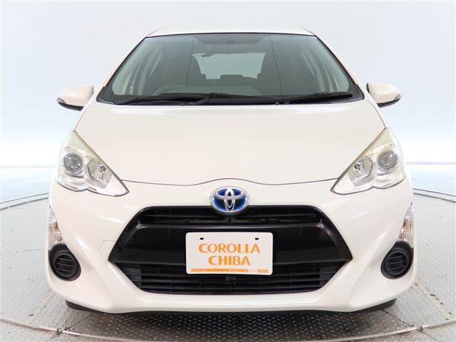 アクア Ｓ　１年間走行無制限保証　メモリナビ　フルセグＴＶ　バックカメラ　ＤＶＤ再生　スマートキー　オートエアコン（2枚目）