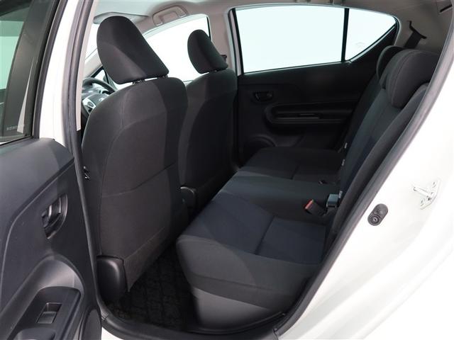 アクア Ｓ　１年間走行無制限保証　メモリナビ　フルセグＴＶ　バックカメラ　ＤＶＤ再生　スマートキー　オートエアコン（11枚目）