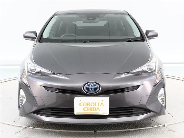 プリウス Ａ　１年間走行無制限保証　ペダル踏み間違い　衝突回避被害軽減　車線逸脱警報機能　ＥＴＣ　クルーズコントロール　ＬＥＤヘッドライト　スマートキー　オートエアコン　ブラインドモニタ（2枚目）