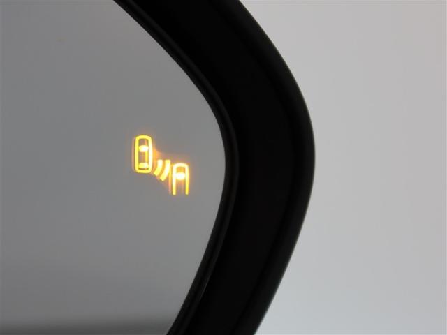 プリウス Ａ　１年間走行無制限保証　ペダル踏み間違い　衝突回避被害軽減　車線逸脱警報機能　ＥＴＣ　クルーズコントロール　ＬＥＤヘッドライト　スマートキー　オートエアコン　ブラインドモニタ（18枚目）