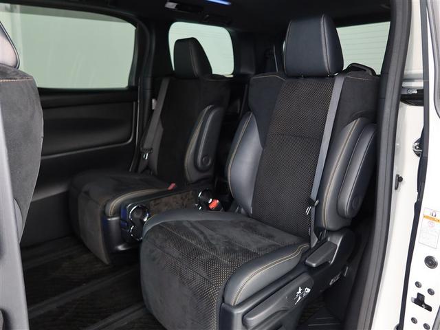 アルファード ２．５Ｓ　タイプゴールド　１年間走行無制限保証　ペダル踏み間違い　衝突回避被害軽減　車線逸脱警報機能　メモリナビ　フルセグＴＶ　バックカメラ　後席用モニター　ＥＴＣ　電源コンセント　クルーズコントロール　電動スライドドア（12枚目）