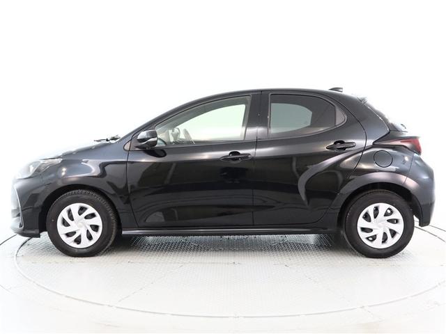 ヤリス X 1年間走行無制限保証 ペダル踏み間違い 衝突回避被害軽減 車線逸脱警報機能 DA フルセグTV バックカメラ ドライブレコーダー ETC マニュアルエアコン(3枚目)