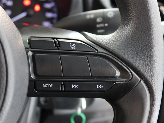 ヤリス X 1年間走行無制限保証 ペダル踏み間違い 衝突回避被害軽減 車線逸脱警報機能 DA フルセグTV バックカメラ ドライブレコーダー ETC マニュアルエアコン(17枚目)