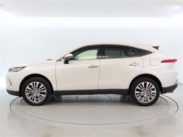 ハリアーハイブリッド Ｚ　１年間走行無制限保証　ペダル踏み間違い　衝突回避被害軽減　車線逸脱警報機能　メモリナビ　フルセグＴＶ　バックカメラ　パノラミックモニタ　ドライブレコーダー　ＥＴＣ　クルーズコントロール（3枚目）