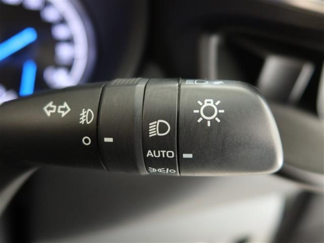 ハリアーハイブリッド Ｚ　１年間走行無制限保証　ペダル踏み間違い　衝突回避被害軽減　車線逸脱警報機能　メモリナビ　フルセグＴＶ　バックカメラ　パノラミックモニタ　ドライブレコーダー　ＥＴＣ　クルーズコントロール（21枚目）