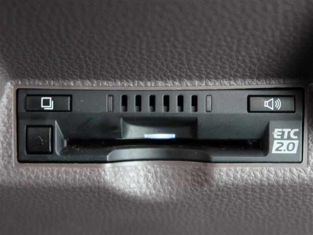 ヤリス ハイブリッドＧ　１年間走行無制限保証　ペダル踏み間違い　衝突回避被害軽減　車線逸脱警報機能　ＤＡ　フルセグＴＶ　バックカメラ　パノラミックモニタ　ＥＴＣ　クルーズコントロール　ＬＥＤヘッドライト　スマートキー（18枚目）