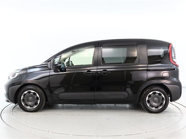 シエンタ Ｚ　１年間走行無制限保証　ペダル踏み間違い　衝突回避被害軽減　車線逸脱警報機能　メモリナビ　フルセグＴＶ　バックカメラ　パノラミックモニタ　後席用モニター　ドライブレコーダー　ＥＴＣ　クルーズコントロール（3枚目）