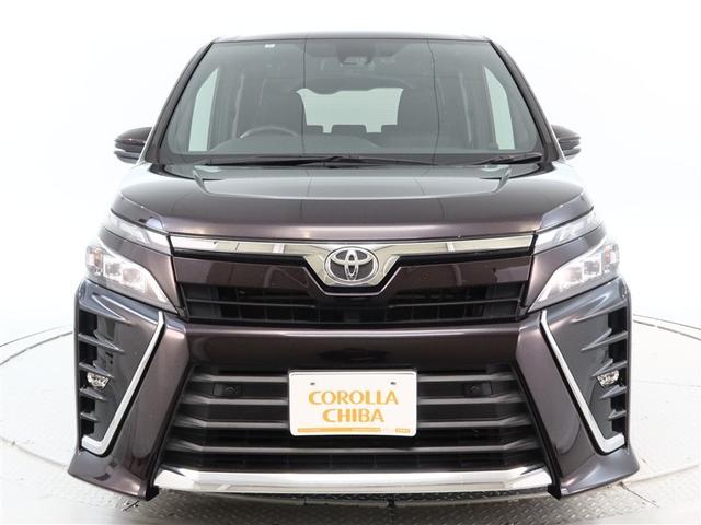 ヴォクシー ＺＳ　１年間走行無制限保証　ペダル踏み間違い　衝突回避被害軽減　車線逸脱警報機能　メモリナビ　フルセグＴＶ　バックカメラ　ドライブレコーダー　ＥＴＣ　クルーズコントロール　電動スライドドア（2枚目）