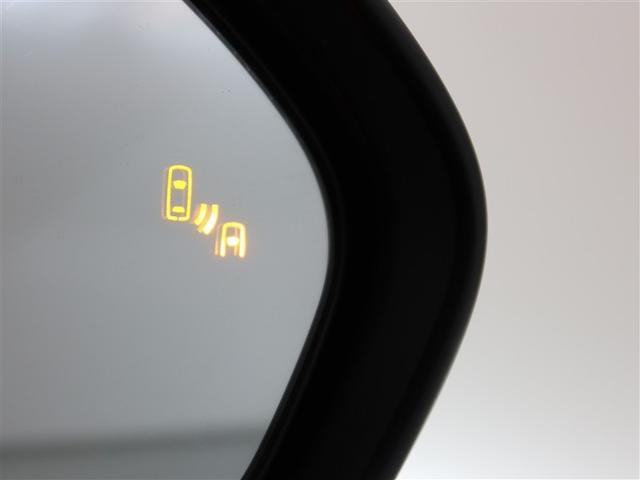 シエンタ ハイブリッドＺ　１年間走行無制限保証　ペダル踏み間違い　衝突回避被害軽減　車線逸脱警報機能　メモリナビ　フルセグＴＶ　バックカメラ　ドライブレコーダー　ＥＴＣ　電源コンセント　クルーズコントロール　電動スライドドア（20枚目）