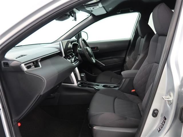 カローラクロス ハイブリッド　Ｇ　１年間走行無制限保証　ペダル踏み間違い　衝突回避被害軽減　車線逸脱警報機能　ＤＡ　フルセグＴＶ　バックカメラ　ドライブレコーダー　ＥＴＣ　クルーズコントロール　ＬＥＤヘッドライト　スマートキー（11枚目）