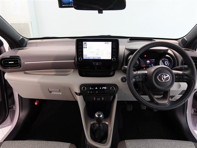 ヤリス Ｚ　１年間走行無制限保証　衝突回避被害軽減　車線逸脱警報機能　メモリナビ　フルセグＴＶ　バックカメラ　パノラミックモニタ　ドライブレコーダー　ＥＴＣ　クルーズコントロール　ＬＥＤヘッドライト　スマートキー（9枚目）