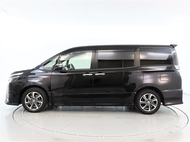 ヴォクシー ＺＳ　煌ＩＩＩ（3枚目）