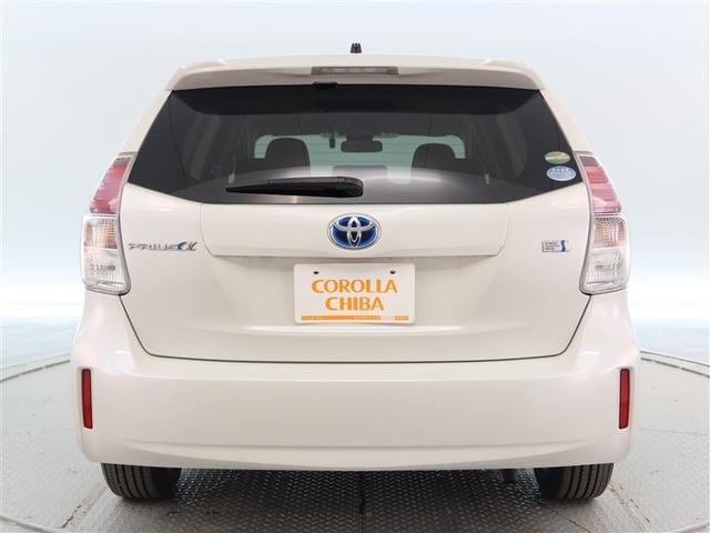 プリウスアルファ Ｓ　１年間走行無制限保証　衝突回避被害軽減　車線逸脱警報機能　メモリナビ　フルセグＴＶ　クルーズコントロール　ＤＶＤ再生　スマートキー　オートエアコン（4枚目）