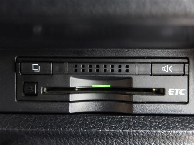 ノア Si 1年間走行無制限保証 メモリナビ フルセグTV バックカメラ 後席用モニター ETC 電動スライドドア LEDヘッドライト DVD再生 スマートキー オートエアコン アイドリングストップ(18枚目)