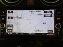 ノート Ｘ　１年間走行無制限保証　ペダル踏み間違い　衝突回避被害軽減　車線逸脱警報機能　メモリナビ　フルセグＴＶ　バックカメラ　パノラミックモニタ　ドライブレコーダー　ＥＴＣ　ＤＶＤ再生　スマートキー（8枚目）