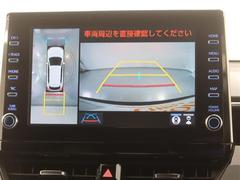 パノラミックビューモニター付きです。車両を上から見たような映像をモニター画面に表示。運転席からの目視では見にくい、車両周辺の状況をリアルタイムでしっかり確認できます。 3