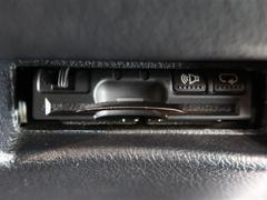 ＥＴＣ車載器付きです。高速道路の料金所もスムーズに通過できます。 6
