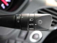 ���Ϥ��Ť��ʤ�ȼ�ư�ǥإåɥ饤�Ȥ��������륪���ȥ饤�ȵ�ǽ�դ������Ϥ����뤯�ʤ�ȼ�ư�Ǿ������ޤ��� 6