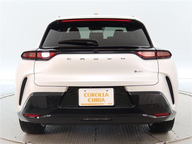 クラウンスポーツ Ｚ　１年間走行無制限保証　ペダル踏み間違い　衝突回避被害軽減　車線逸脱警報機能　メモリナビ　フルセグＴＶ　バックカメラ　パノラミックモニタ　ドライブレコーダー　ＥＴＣ　電源コンセント　クルーズコントロール（4枚目）