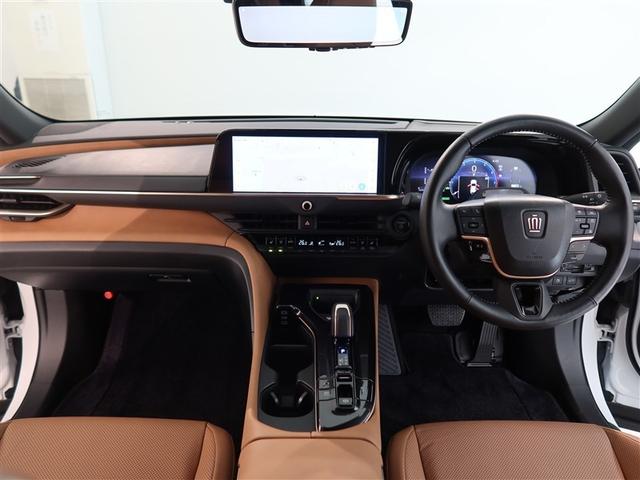 クラウンスポーツ Ｚ　１年間走行無制限保証　ペダル踏み間違い　衝突回避被害軽減　車線逸脱警報機能　メモリナビ　フルセグＴＶ　バックカメラ　パノラミックモニタ　ドライブレコーダー　ＥＴＣ　電源コンセント　クルーズコントロール（7枚目）