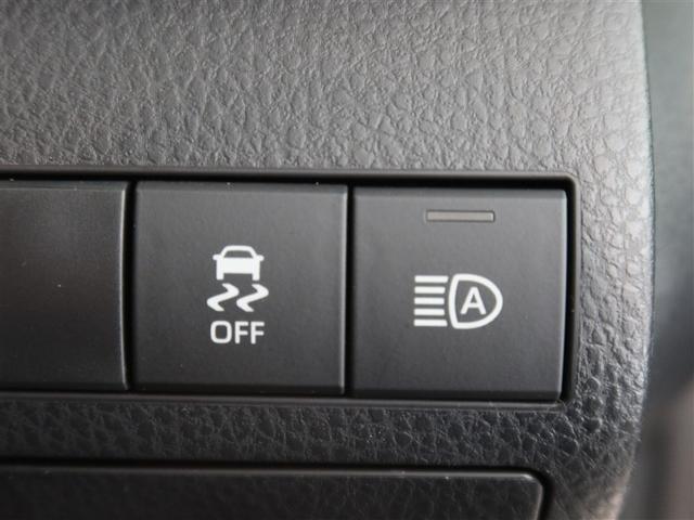 カムリ WS 1年間走行無制限保証 ペダル踏み間違い 衝突回避被害軽減 車線逸脱警報機能 メモリナビ フルセグTV バックカメラ ドライブレコーダー ETC クルーズコントロール LEDヘッドライト DVD再生(18枚目)