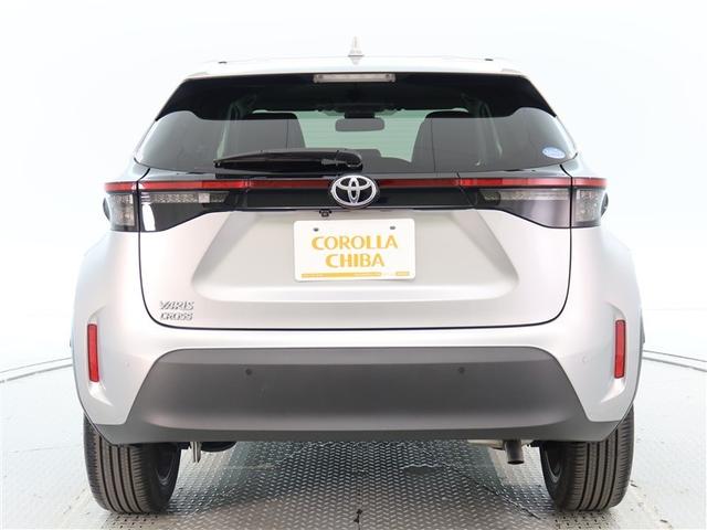 ヤリスクロス Z 1年間走行無制限保証 ペダル踏み間違い 衝突回避被害軽減 車線逸脱警報機能 メモリナビ バックカメラ パノラミックモニタ ETC クルーズコントロール LEDヘッドライト スマートキー オートエアコン(4枚目)