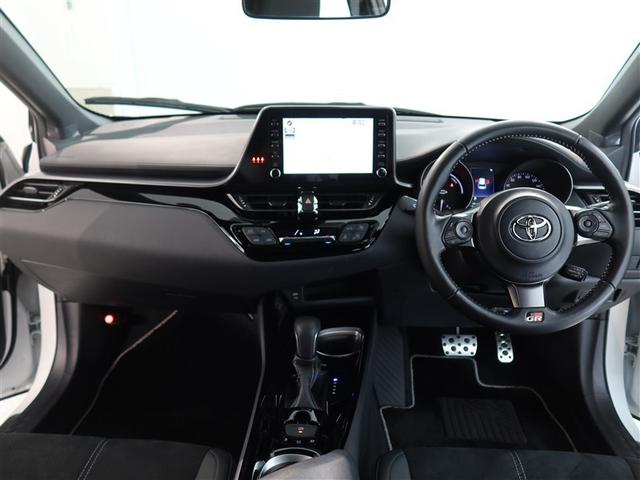 Ｃ－ＨＲ Ｓ　ＧＲスポーツ　１年間走行無制限保証　衝突回避被害軽減　車線逸脱警報機能　メモリナビ　バックカメラ　ドライブレコーダー　ＥＴＣ　クルーズコントロール　ＬＥＤヘッドライト　スマートキー　オートエアコン　ブラインドモニタ（7枚目）